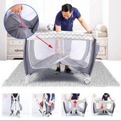 【中古美品】おむつ替え出来る折りたたみベビーベッド ベビーサークルの画像