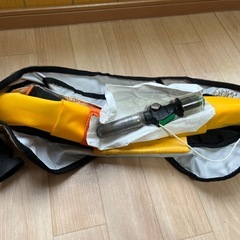 【美品】ダイワ(DAIWA) ライフジャケット ウエストタイプ）　の画像