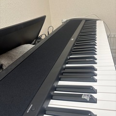 KORG(コルグ) 電子ピアノ B2 88鍵盤/初心者/譜面立て付属 ブラック B2 BKの画像