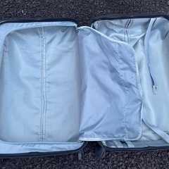 ☆アメリカンツーリスター☆ Mサイズ？　キャリーケース　 キャリーバック　スーツケース ①　の画像