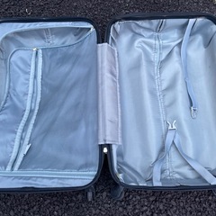 ☆アメリカンツーリスター☆ Mサイズ？　キャリーケース　 キャリーバック　スーツケース ①　の画像