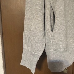 ユニクロ　スウェットパーカー　Sサイズの画像