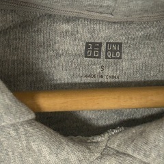 ユニクロ　スウェットパーカー　Sサイズの画像