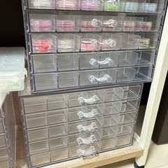 ネイルパーツ＆収納ケース付の画像