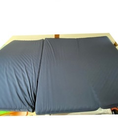 三つ折りマットレス マットの画像