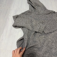 GU◇グレーパーカー◇メンズLサイズの画像