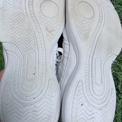 👟【美品✨】ホワイトスニーカー 28cm🤍室内使用のみ・真っ白で清潔感抜群！の画像