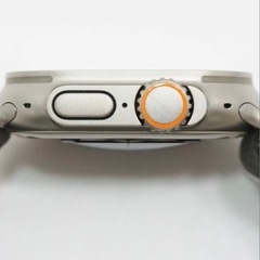 49mmチタン製のApple Watch Ultraの画像