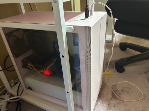 デスクトップ、ゲーミングPC
