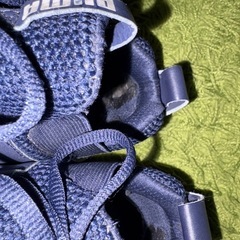 👟【美品✨】PUMA 紺色スニーカー 27.5cm🌿室内使用のみ・軽くて履きやすい！の画像