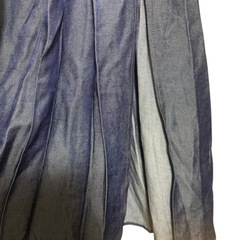 Dazy ダークブルー フレアスカート Sの画像