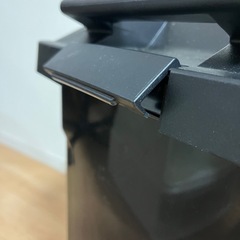 ゴミ箱　フタ付きダストボックス　４５Lの画像