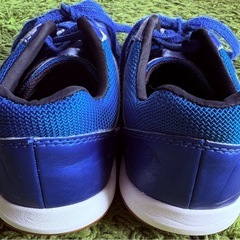 ⚽️【お買い得✨】24.5㎝UMBRO フットサルシューズ 室内用👟まだまだ使える練習向けモデル！の画像