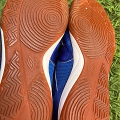 ⚽️【お買い得✨】24.5㎝UMBRO フットサルシューズ 室内用👟まだまだ使える練習向けモデル！の画像