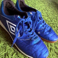 ⚽️【お買い得✨】24.5㎝UMBRO フットサルシューズ 室内用👟まだまだ使える練習向けモデル！の画像
