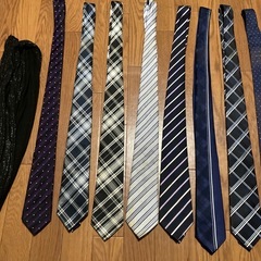 【中古・格安】ビサルノ（マルイブランド）ネクタイ8本セット＆ストール1本の画像