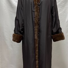 「レディース」リバーシブルロングコートの画像