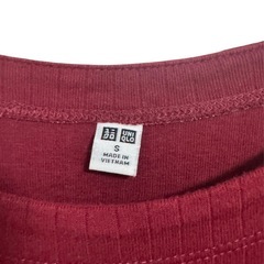 UNIQLO リブ編み 半袖Tシャツ M バーガンディの画像