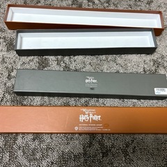 公式ハリーポッター ローブ＆杖＆マフラーセット ユニバ、USJの画像
