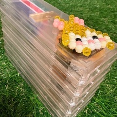 ⭐︎お取引決定⭐︎🎨【リメイク・工作素材に♪】金メダル6個セット✨ケース入り🌈クラフト・撮影小道具にも🎖️の画像