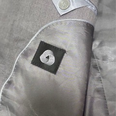 グレー　テーラードジャケット　ウールの画像