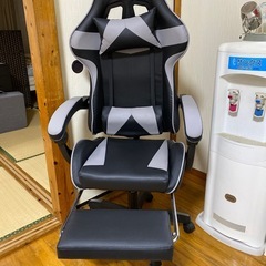 ゲーミングイス
の画像