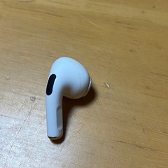 Airpods pro 第1世代　右耳のみ　ジャンク品の画像