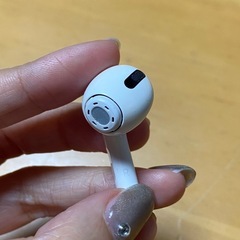 Airpods pro 第1世代　右耳のみ　ジャンク品の画像