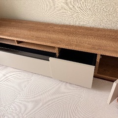 テレビ台の画像