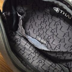 FURLA フルラ ポーチ グレージュ 雑貨 タイ航空 ビジネスクラス 非売品の画像