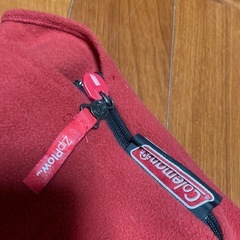 コールマン  Coleman 寝袋　フリース　赤　キャンプ　膝掛けの画像