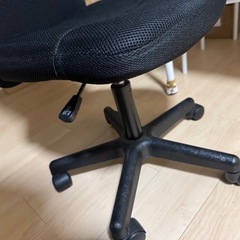 オフィスチェアの画像