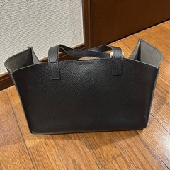 BEAMS HEART スマイル刺繍 ブラックトートバッグの画像