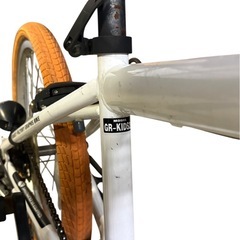 グラフィス ジュニアクロスバイク 20インチ 6段変速 GR-001K-20の画像