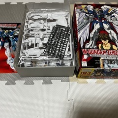 1/100 HG ウイングガンダム ゼロカスタム 内袋未開封 未組立品の画像
