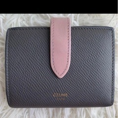 セリーヌ　財布　２つ折り財布の画像