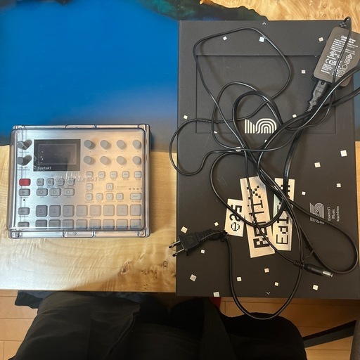 syntakt electron 限定カラー