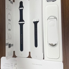 Apple Watch SE（第1世代）GPS/40mm/A2351〈MYDP2J/A〉(4)の画像