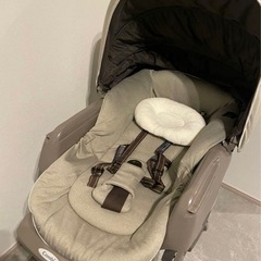 【2025年購入ほぼ未使用】コンビ　ネムリラ　オートスウィングの画像