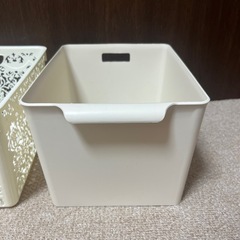 日本製　アイボリー　バスケット 2つセットの画像
