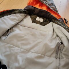 スキーウェア上下　上120cm 　下110㎝　キッズ　グローブ付き！の画像