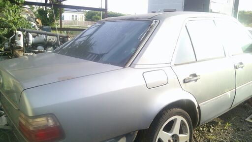 Mベンツ-500Eポルシエライン、ボデーワーク販売