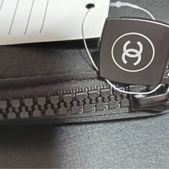 CHANEL化粧品ノベルティほポーチの画像