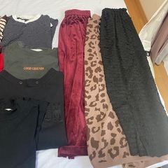 レディース秋冬服大量まとめ売り　ニットスカートワンピースなどの画像