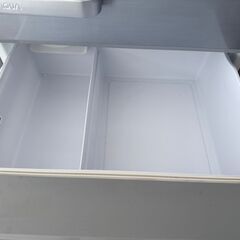 AQUA AQR-36H(S) 4ドア冷蔵庫(355L・右開き) 冷蔵庫の画像