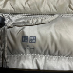 UNIQLO ウルトラライトダウン　ベージュ Mの画像