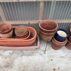 陶器製　植木鉢の画像