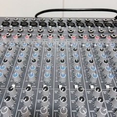 ALLEN&HEATH ZED 420 アナログミキサー 4Uケース付きの画像