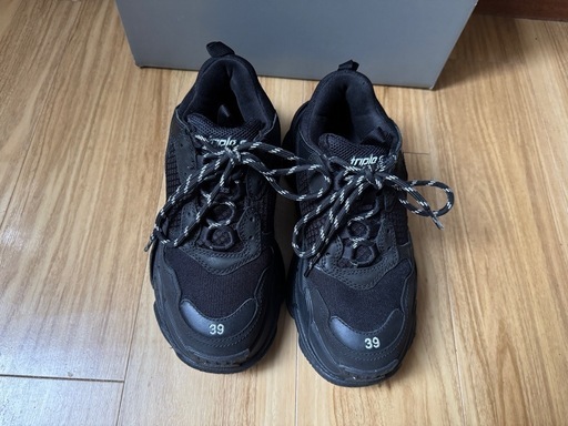 【レア】BALENCIAGA triples サイズ39