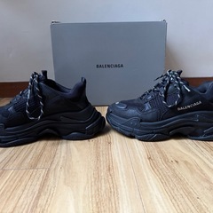 【レア】BALENCIAGA triples サイズ39の画像